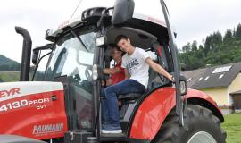 Präzisions-Landtechnik macht Schule-